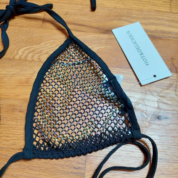 Hot & Delicious Black Mesh Bedazzled Rhinestone Festival Bikini Top Medium NWT - Picture 4 of 9